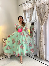 Load image into Gallery viewer, Organza Anarkali Set