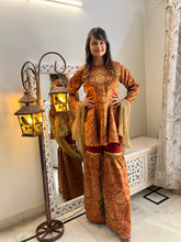 Load image into Gallery viewer, Maroon Gharara Set