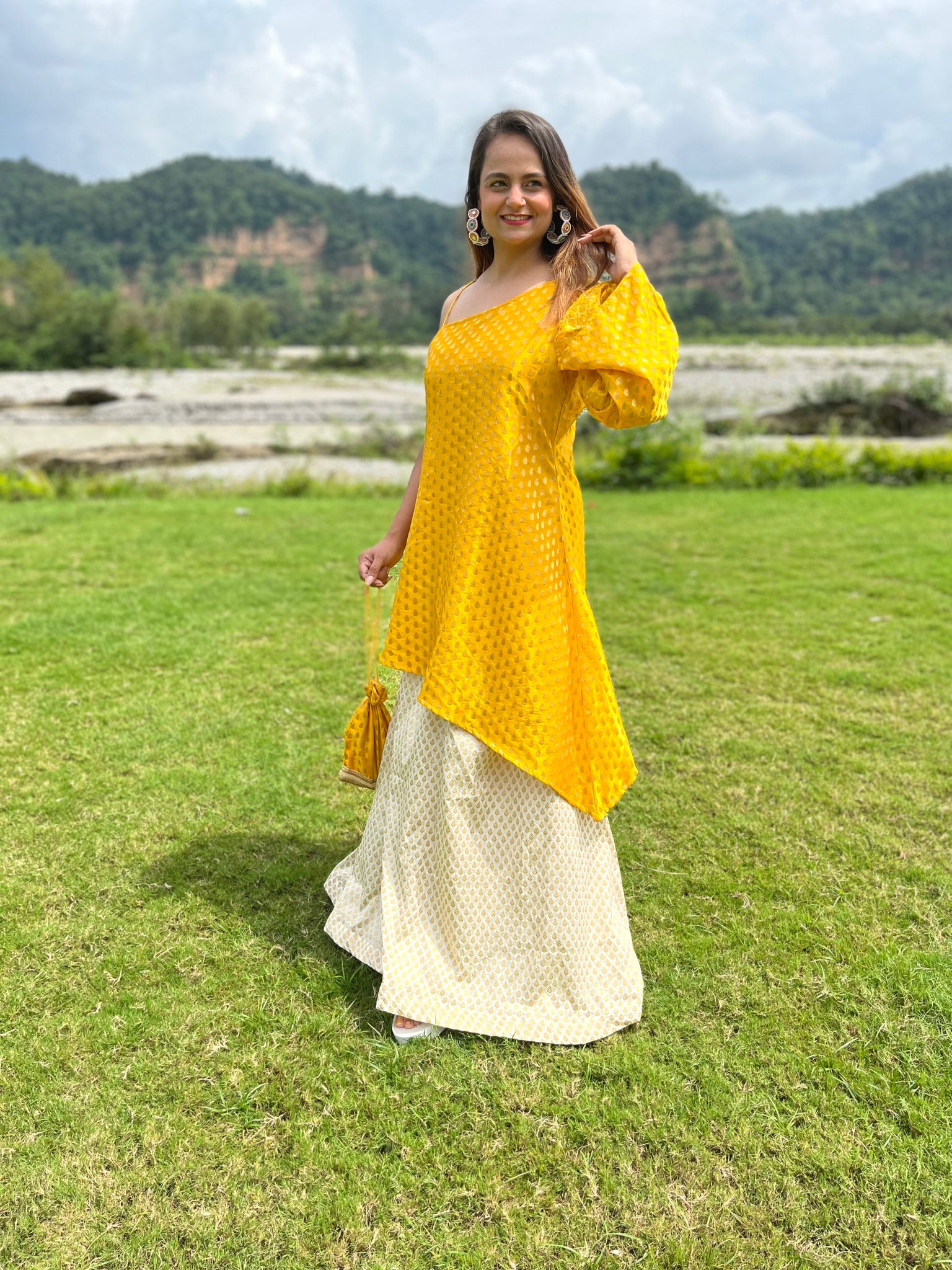 Latest Daily Wear Kurti For Women Yellow Printed – FOURMATCHING