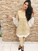 Load image into Gallery viewer, Hand Block Mustard Tulle Suit Set